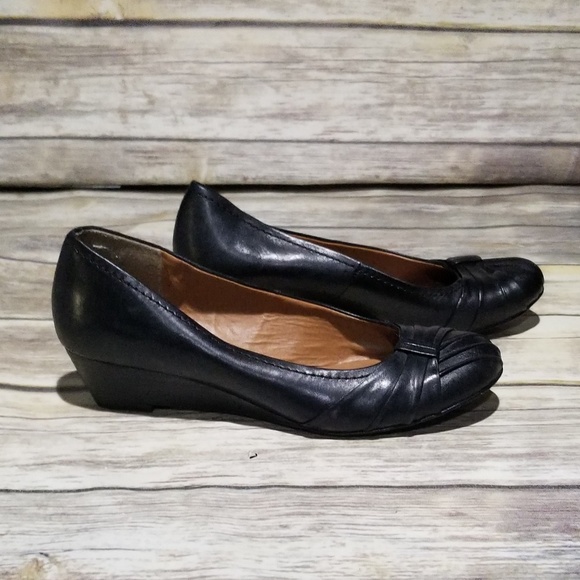 ALDO Shoes - Aldo Black Leather small wedge size 37